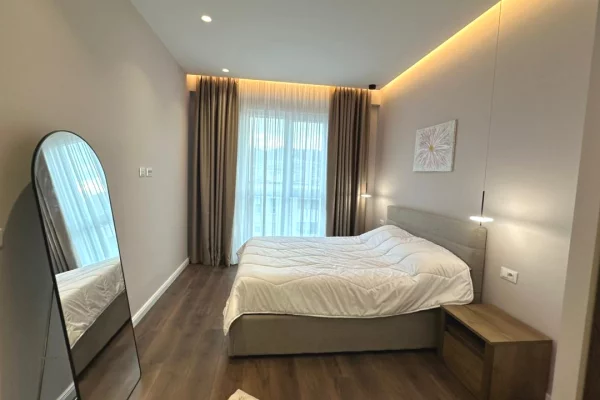 Shtepi me qera Apartament ne Tirane, 2+1, Mobilimi E mobiluar, Pagesa 1,100  Euro.
