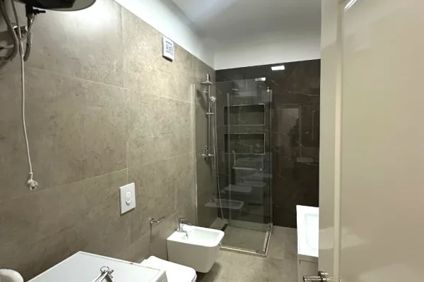 Shtepi me qera 1+1 ne Tirane - 600 Euro