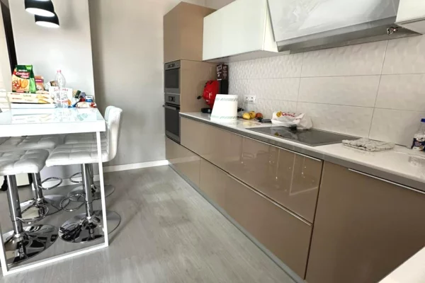 Shtepi ne shitje 2+1 ne Tirane - 150,000 Euro