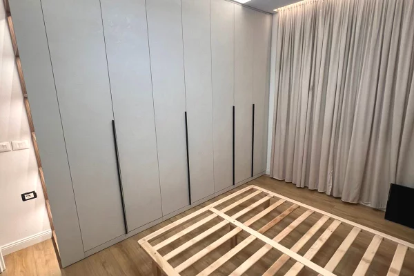 Shtepi me qera 2+1 ne Tirane - 850 Euro