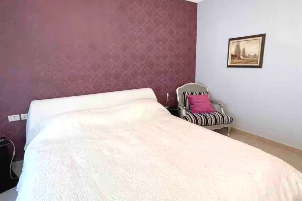 Shtepi me qera 3+1 ne Tirane - 1,500 Euro