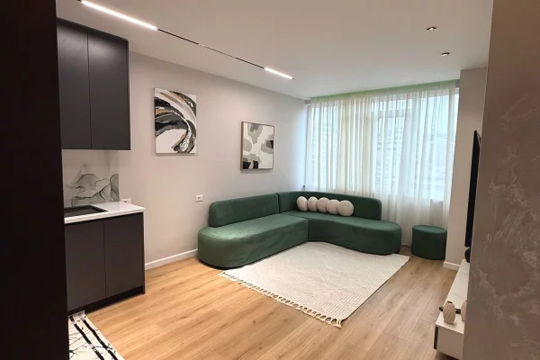 Shtepi ne shitje Apartament ne Tirane, 1+1, Mobilimi E mobiluar, Pagesa 121,000  Euro.
