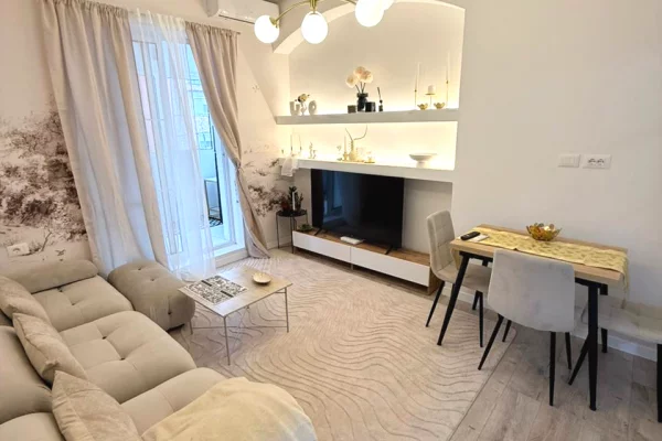 Apartment for sale in Tirana 2+1, Furnished