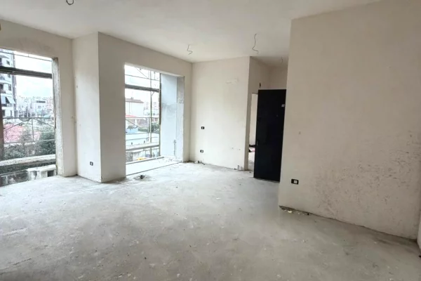 Apartment for sale in Tirana 1+1, Emty
