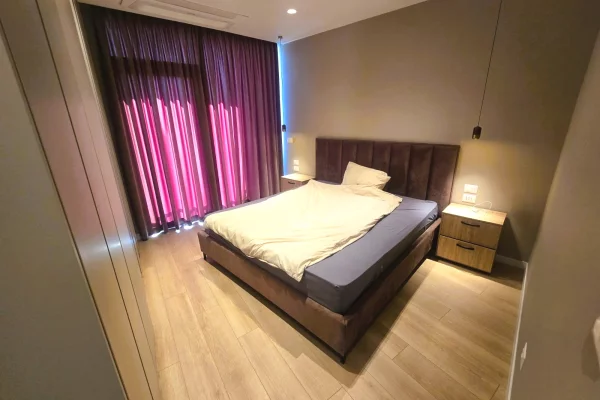 Shtepi me qera Apartament ne Tirane, 1+1, Mobilimi E mobiluar, Pagesa 1,150  Euro.