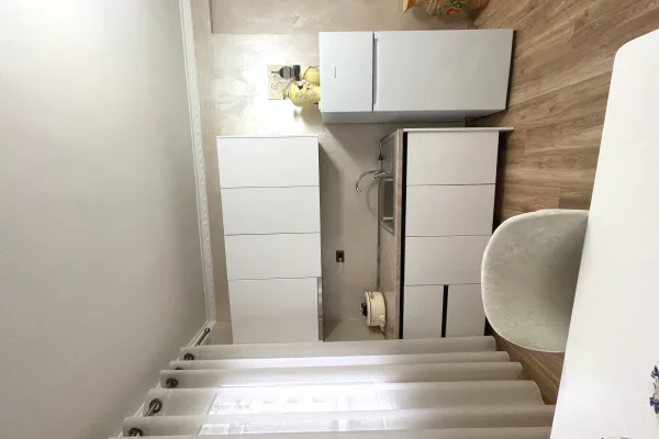 Shtepi me qera 1+1 ne Tirane - 3,600 Euro
