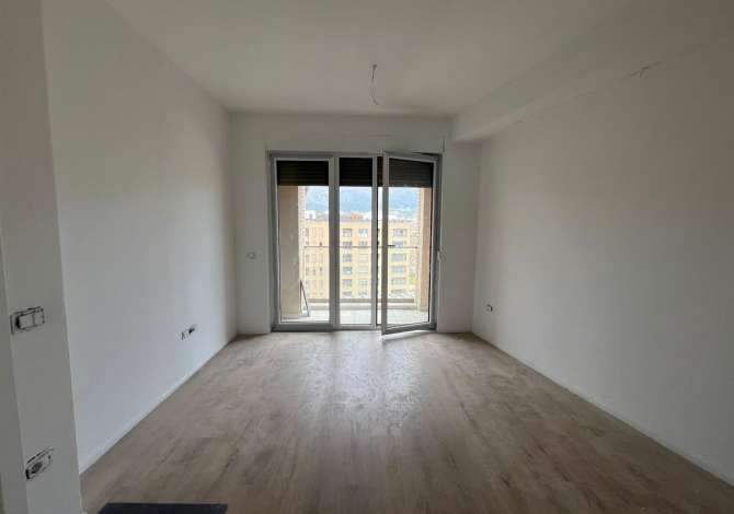 Shtepi ne shitje Apartament ne Tirane, 1+1, Mobilimi Bosh, pa mobiluar, Pagesa 103,000  Euro.