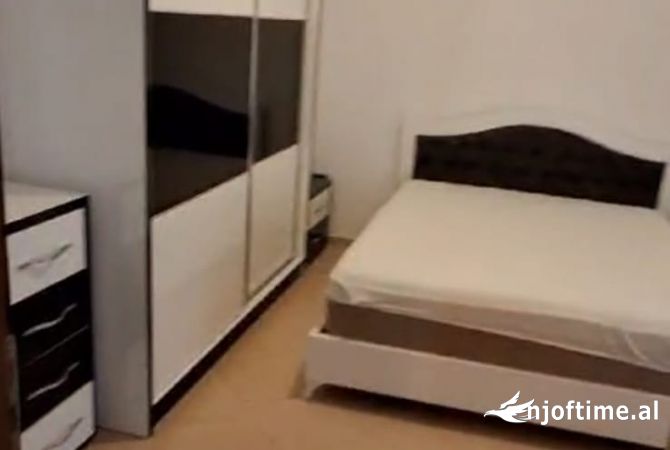 Shtepi ne shitje 1+1 ne Tirane - 77,000 Euro