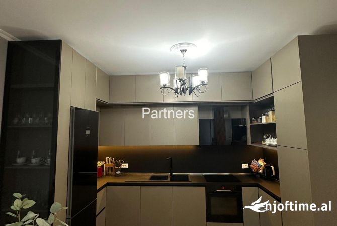 Shtepi ne shitje 2+1 ne Tirane - 245,000 Euro