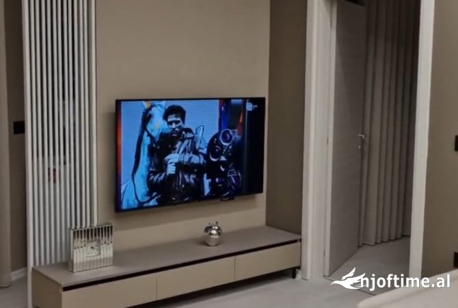 Jepet me qera super apartament 1+1 + Garazhd  River Rezidenc