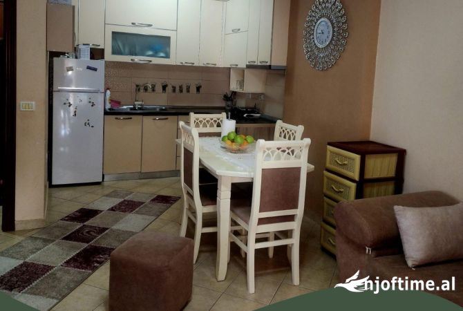 Shtepi ne shitje 1+1 ne Tirane - 105,000 Euro