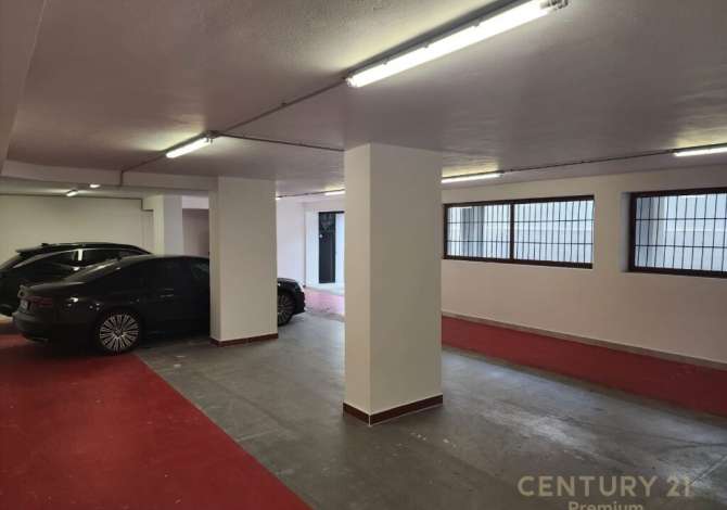 Ambient biznesi me qera 4+1 ne Tirane - 800 Euro