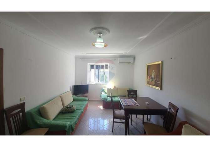 Shtepi me qera 2+1 ne Tirane - 500 Euro