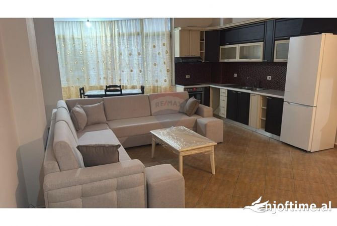 Shtepi me qera 3+1 ne Tirane - 500 Euro