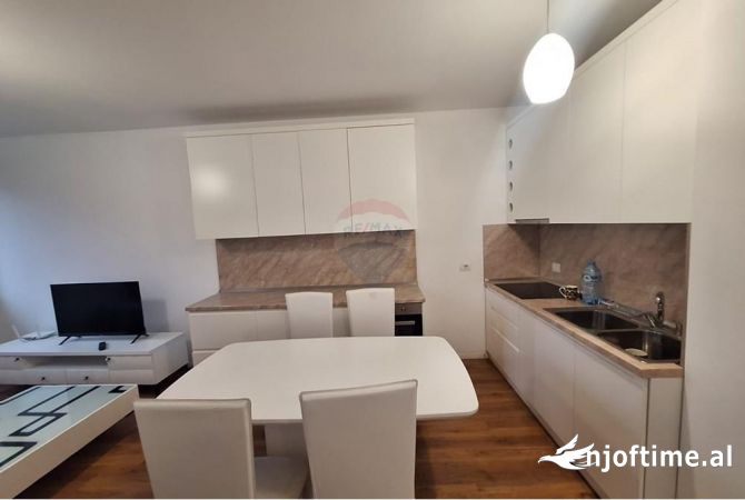 Shtepi me qera 1+1 ne Tirane - 550 Euro