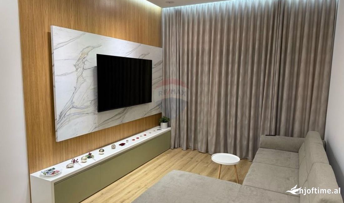 Shtepi me qera Apartament ne Tirane, 2+1, Mobilimi E mobiluar, Pagesa 800  Euro.