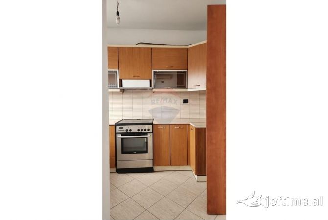 Shtepi me qera 1+1 ne Tirane - 500 Euro