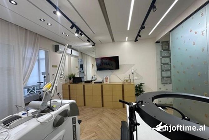 Ambient biznesi me qera 3+1 ne Tirane - 1,000 Euro