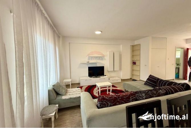 Shtepi me qera 2+1 ne Tirane - 600 Euro