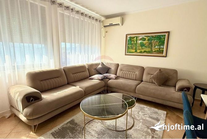 Shtepi me qera 2+1 ne Tirane - 500 Euro
