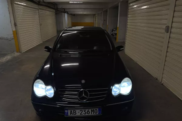 Cars for sale in Tirana, Mercedes-Benz, 2004 gasoline-gas,Kambio Automatik Payment 4,700  Euro.