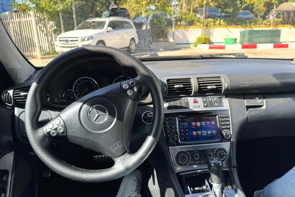 Makina ne shitje ne Tirane - 4,700 Euro