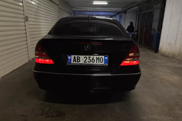 Cars for sale in Tirana, Mercedes-Benz, 2004 gasoline-gas,Kambio Automatik Payment 4,700  Euro.