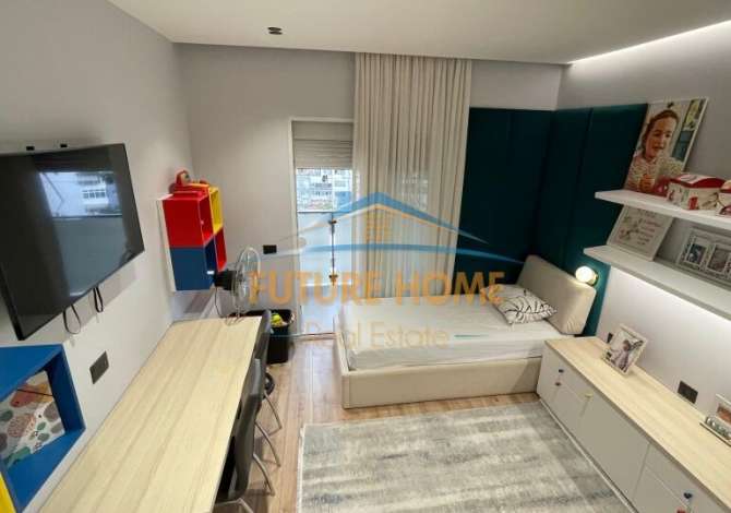 Shtepi ne shitje Apartament ne Tirane, 2+1, Mobilimi E mobiluar, Pagesa 265,000  Euro.