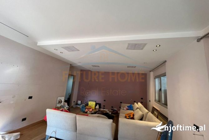 Casa in vendita 3+1 a Tirana - 263,000 Euro