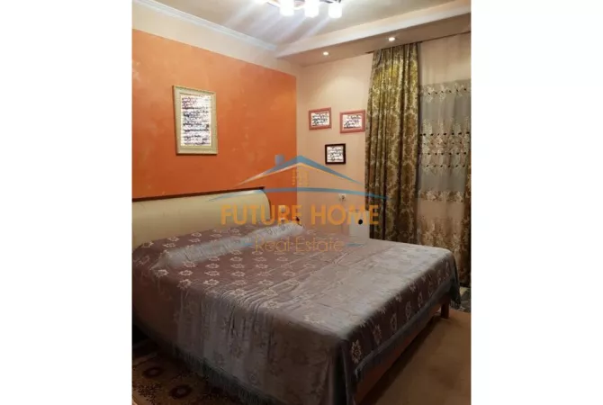 Shtepi ne shitje Vila Luksoze ne Tirane, 3+1, Mobilimi E mobiluar, Pagesa 3,700,000  Euro.