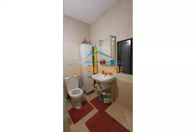 Shtepi ne shitje Vila Luksoze ne Tirane, 3+1, Mobilimi E mobiluar, Pagesa 3,700,000  Euro.