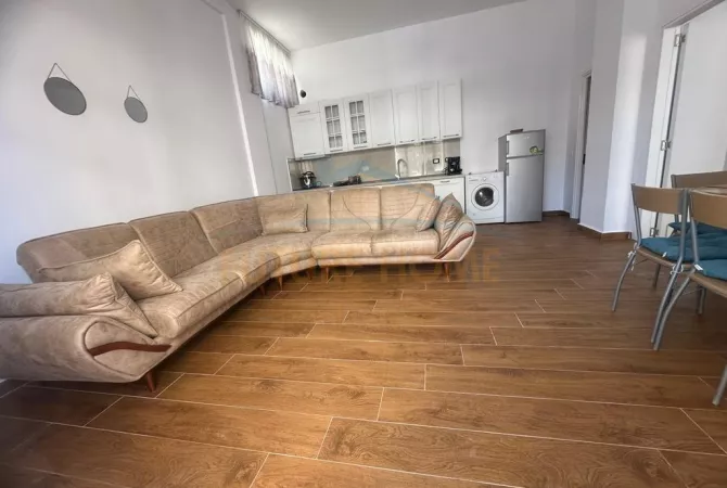 Shtepi ne shitje 1+1 ne Durres - 1,050,000 Euro