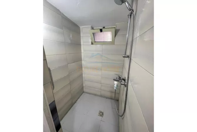 Shtepi me qera 3+1 ne Tirane - 800 Euro