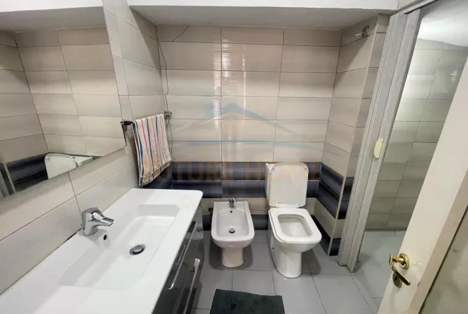 Casa in affitto 3+1 a Tirana - 800 Euro