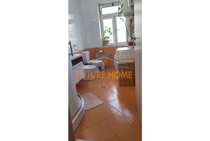 Shtepi me qera Apartament ne Tirane, 2+1, Mobilimi E mobiluar, Pagesa 750  Euro.