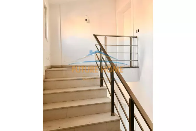 Shtepi me qera 5+1 ne Tirane - 3,500 Euro