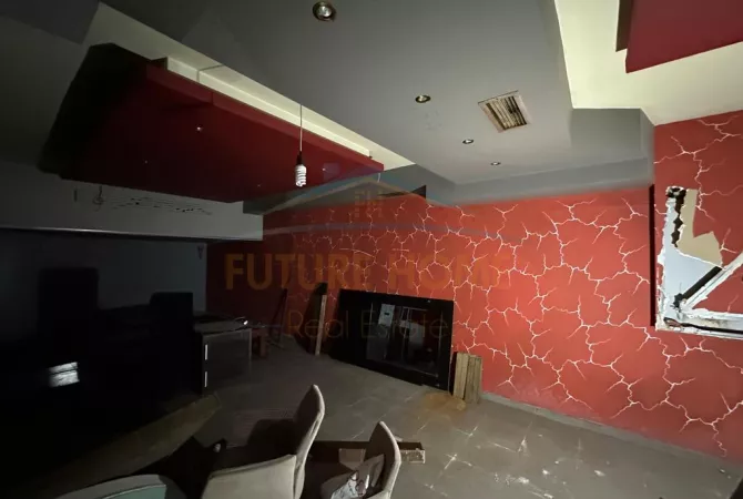 Ambient biznesi me qera 4+1 ne Tirane - 700 Euro