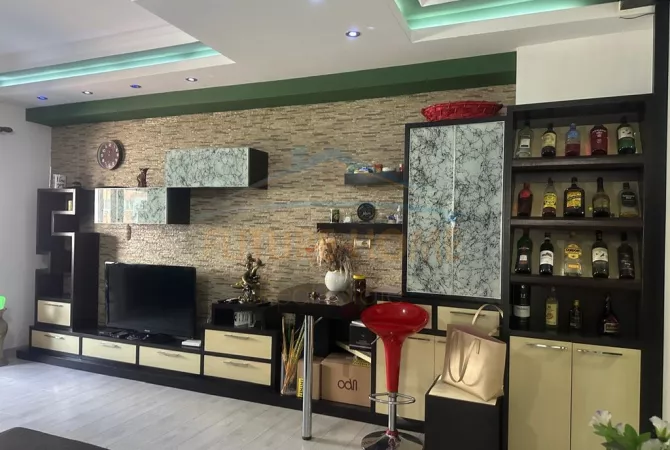 Shtepi ne shitje 2+1 ne Tirane - 186,000 Euro