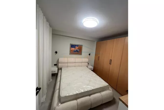 Shtepi me qera 2+1 ne Tirane - 450 Euro