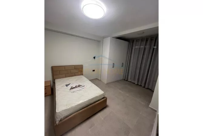 Shtepi me qera 2+1 ne Tirane - 450 Euro