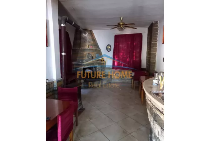 Ambient biznesi ne shitje 2+1 ne Berat - 130,000 Euro