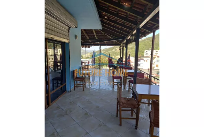 Ambient biznesi ne shitje 2+1 ne Berat - 130,000 Euro