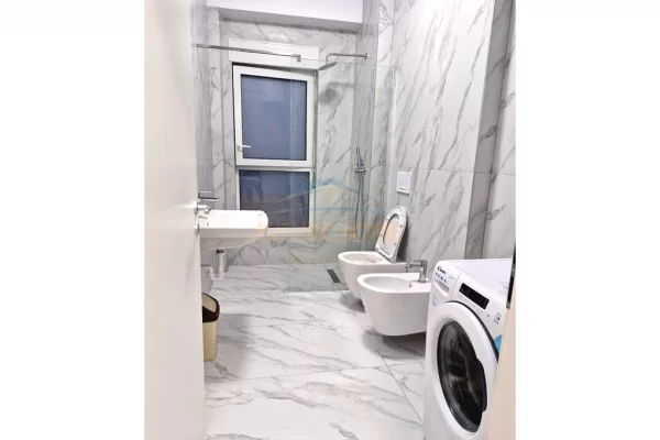 Shtepi me qera Apartament ne Tirane, 1+1, Mobilimi E mobiluar, Pagesa 450  Euro.