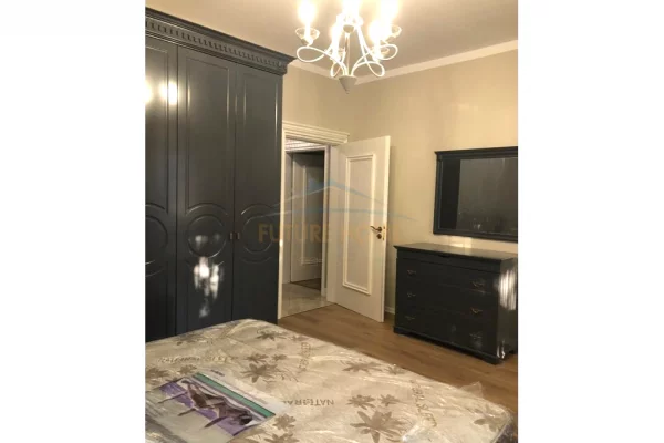 Shtepi me qera 3+1 ne Tirane - 1,300 Euro