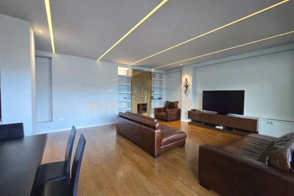 Shtepi ne shitje 2+1 ne Tirane - 650,000 Euro