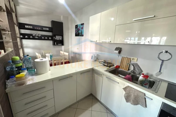 Shtepi ne shitje 1+1 ne Tirane - 120,000 Euro