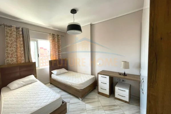 Shtepi me qera Apartament ne Tirane, 2+1, Mobilimi E mobiluar, Pagesa 750  Euro.