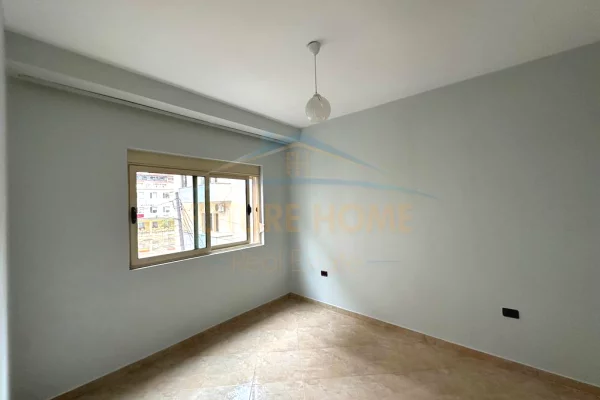 Shtepi me qera 2+1 ne Tirane - 600 Euro