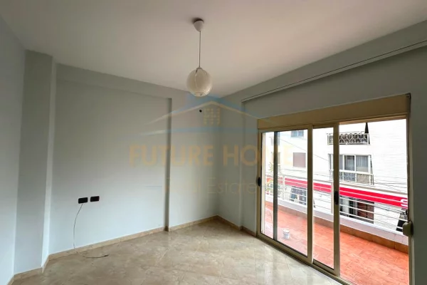 Apartment for rent in Tirana 2+1, Emty