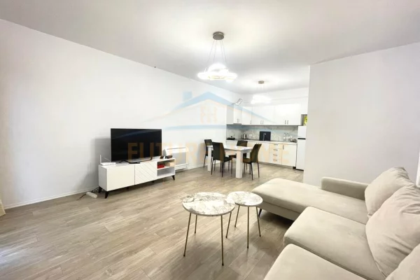 Shtepi me qera 1+1 ne Tirane - 800 Euro